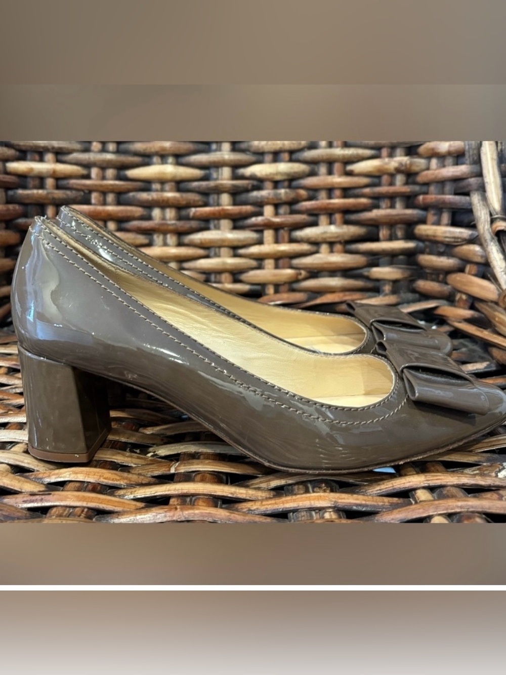 kate spade Taupe Patent Block Heel Pumps with Bow in size 8.5